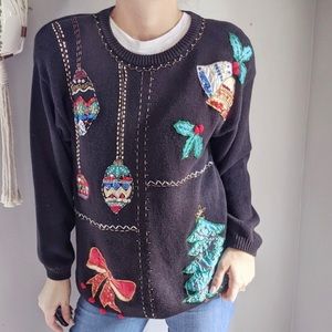 Victoria Harbour Vintage Sweater